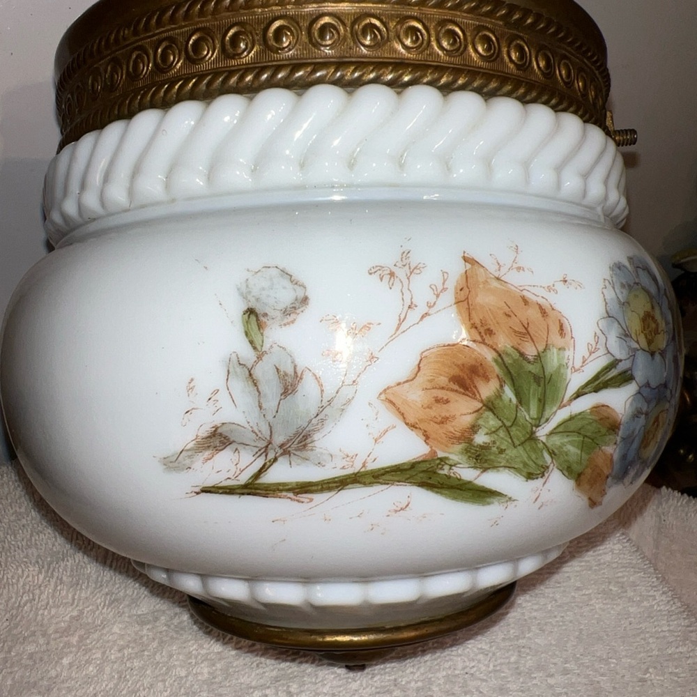 ANTIQUE HP GLASS DROP IN FONT HOLDER FOR VICT. HANGING LIBRARY OIL LAMP - Picture 3 of 12